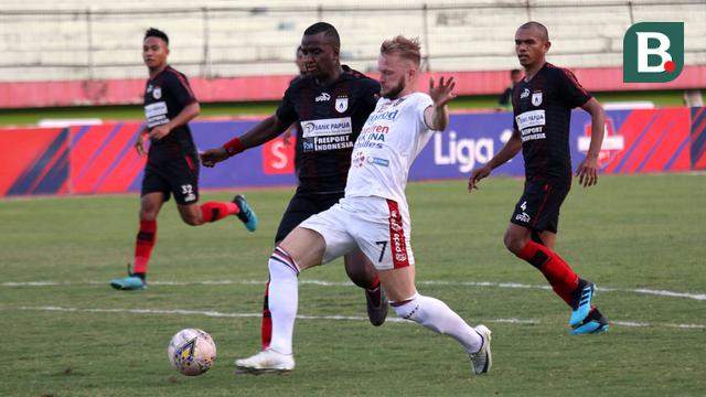 Persipura Jayapura vs Bali United