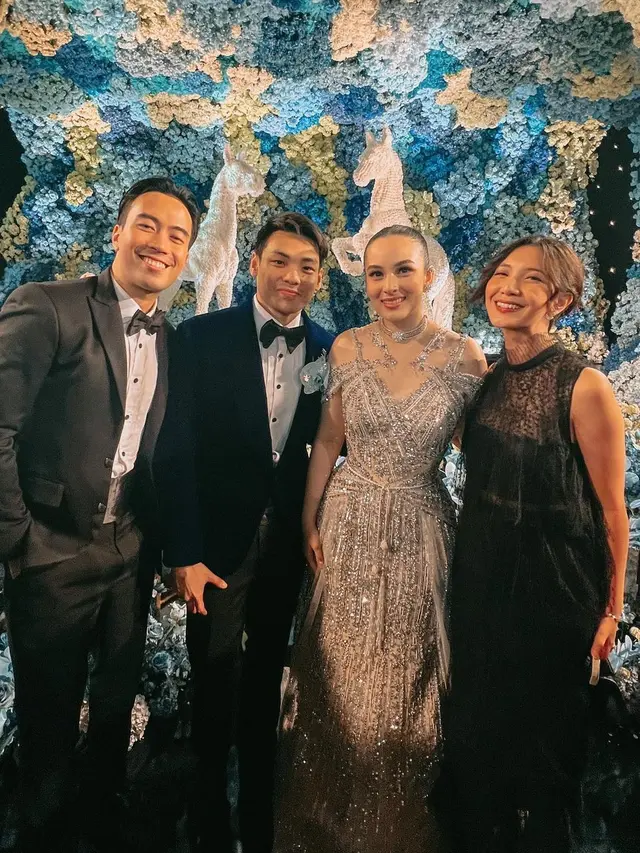 Vidi Aldiano dan Sheila Dara di pernikahan Chelsea Islan