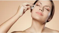 Lakukan 5 cara sederhana berikut ini untuk facial ala salon di rumah Anda sendiri.