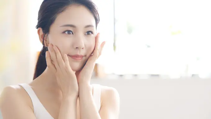 Rahasia Ciptakan Muka Glass Skin ala Selebriti Korea, Coba Sekarang!