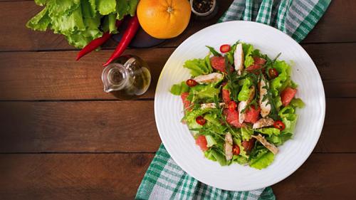 Makan Siang Bergizi untuk Diet, Tips Makan Nikmat dan Sehat yang Mengenyangkan (Freepik)