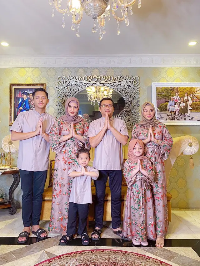 5 Momen Lebaran Aurel Hermansyah, Ditemani Orang Tersayang