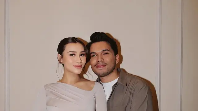 Potret Mesra Aaliyah Massaid dan Thariq Halilintar di gender reveal. (instagram/aaliyah.massaid/thariqhalilintar)