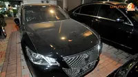 Akil Beli 2 Mobil Mewah Selama Menjabat Ketua MK