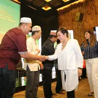 Seperti yang diungkapkan langsung oleh Harsiwi Achmad, selaku Managing Director SCM, bahwa Indosiar akan menghadirkan berbagai tayangan, seperti Aksi Asia, Nasihat Mama Dedeh, Mikrofon Pelunas Hutang, dan lainnya. (Adrian Putra/Bintang.com)