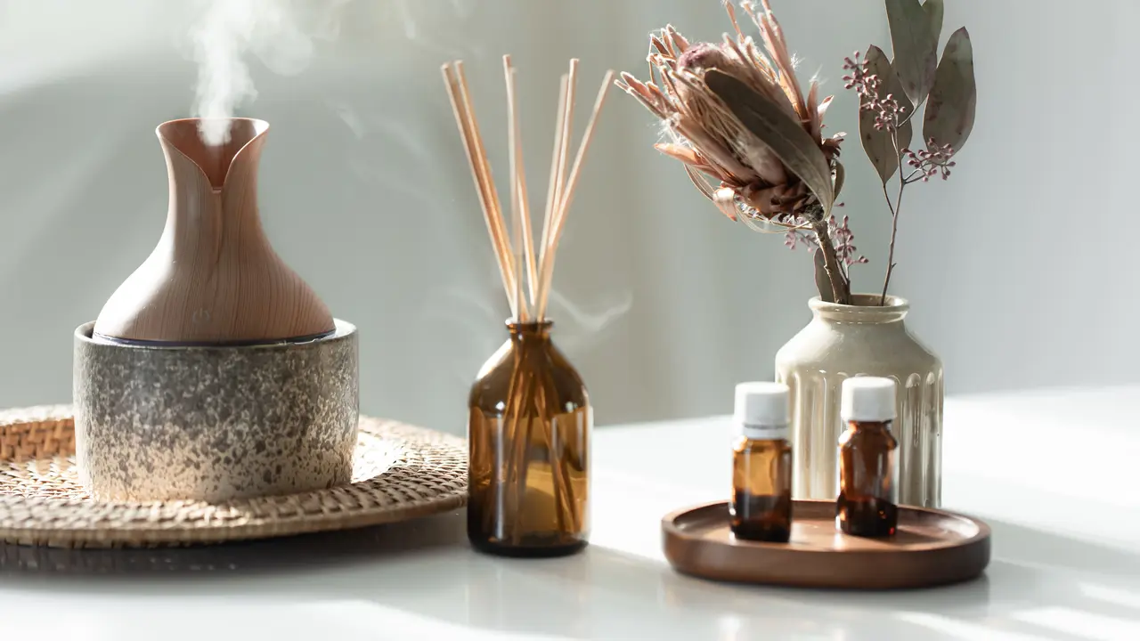 Bikin Betah! 5 Wangi Aromaterapi untuk Bawa Nuansa Hotel Mewah ke Rumah [Dok/freepik.com]