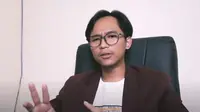 Doni Salmanan, Crazy Rich asal Bandung yang sedang viral (Dok. YouTube/Doni Salmanan/Komarudin)