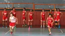Pemain Timnas Basket Putri SEA Games menjalani tes fisik di Hall Basket Gelora Bung Karno, Senayan, Jakarta. Kamis (21/5). (Bola.com/Arief Bagus)