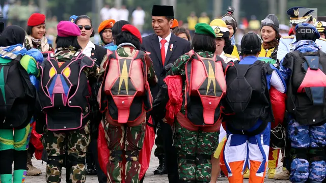 Presiden Jokowi Pimpin Apel Hari Kartini
