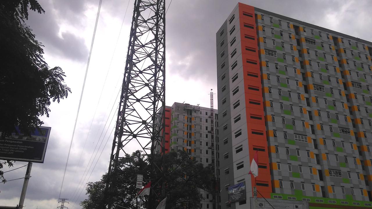 SUTET di Rusun KS Tubun.