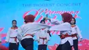 Atraksi olahraga beladiri ditunjukkan oleh 10 remaja putri dari kesatuan Merpati Putih Indonesia dari Padepokan Joglo. (Adrian Putra/Bintang.com)