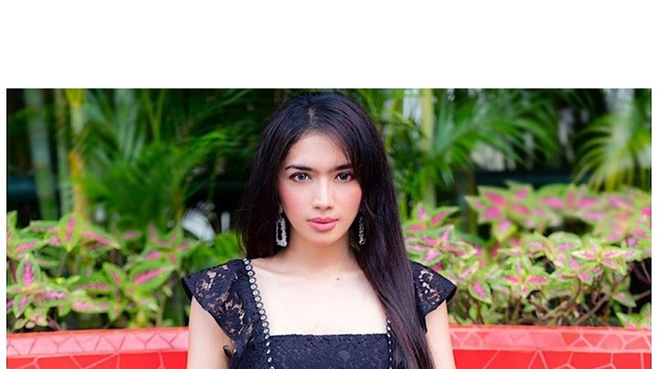 7 Potret Angel Karamoy Hasil Jepretan Sang Mantan, Cantik Bak ABG