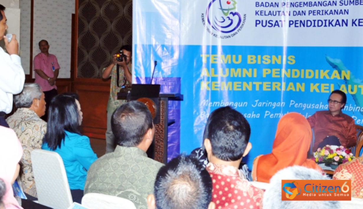 Citizen6, Jakarta: Menurut menteri , terbentuknya komunitas wirausaha yang terdidik akan membentuk jejaring bisnis perikanan yang solid. (Pengirim: Efrimal Bahri)