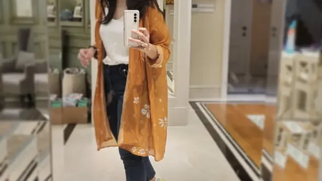 Dian Sastrowardoyo (@therealdisastr)