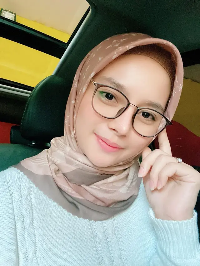 ilustrasi potret youtuber larassati kusnandar, si cantik yang bermain peran di pintu berkah indosiar/instagram: @larassatikusnandar