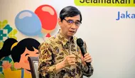 Ketua Satgas Imunisasi, Ikatan Dokter Anak Indonesia (IDAI), Prof. Dr. dr. Hartono Gunardi SpA(K), menjelaskan kaitan antara campak dengan radang telinga tengah, Jakarta (15/10/2025). Foto: Liputan6.com/Ade Nasihudin.