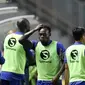 Ekspresi Michael Essien setelah timnya gagal mecetak gol melawan PS TNI pada babak pertama pada Liga 1 2017 di Stadion Pakansari, Bogoro, Sabtu (22/4/2017). Persib bermain imbang 2-2 dengan PS TNI. (Bola.com/Nicklas Hanoatubun)