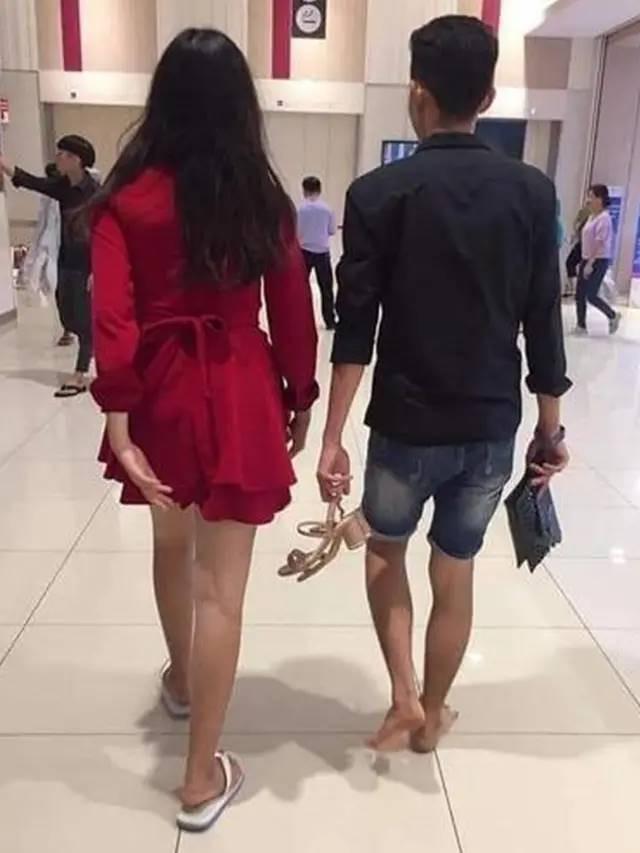 10 Aksi Nyeleneh Orang yang Lagi Pacaran Ini Bikin Geleng Kepala