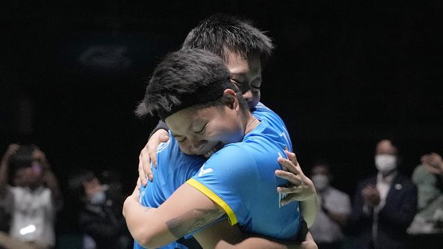 Kegembiraan Apri/Fadia Rebut Gelar Juara Malaysia Open 2022