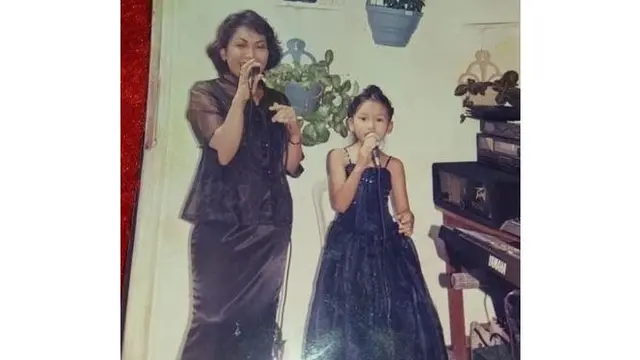 Kedekatan Ayu Ting Ting dengan Umi Kalsum