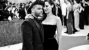 Pasangan Bella Hadid dan The Weeknd yang kini sudah resmi berpisah memang sebelumnya kerap memamerkan kemesraan. Seperti beberapa waktu lalu, keduanya terlihat sedang liburan bersama di Tokyo. (AFP/Bintang.com)