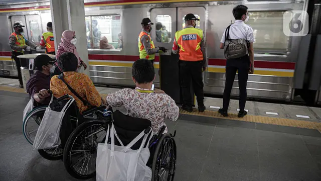 FOTO: Melihat Fasilitas untuk Penyandang Disabilitas di Stasiun Kereta