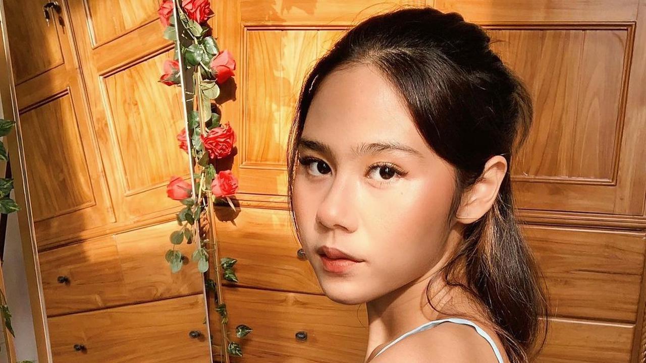 7 Pesona Nadin Amizah, Penyanyi Muda yang Didapuk Isi Soundtrack film Disney