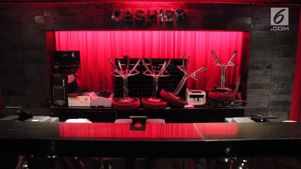 ‎Masuk Katalog Alexis, 10 Model Lapor Polisi - ShowBiz Liputan6.com