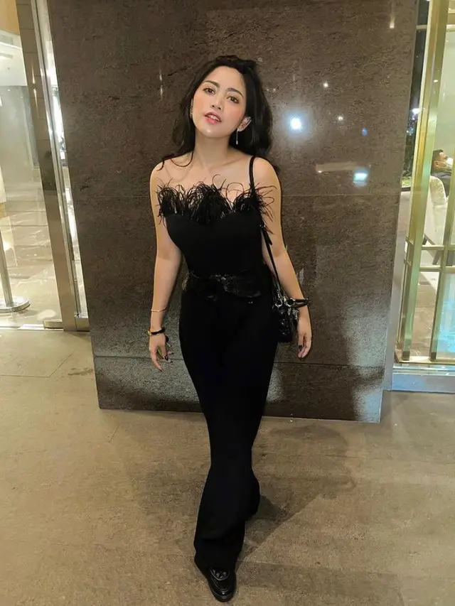 Adu Gaya 15 Seleb Hadiri Pesta Ulang Tahun Mewah Lucinta Luna, Ada Siti Badriah hingga Fuji