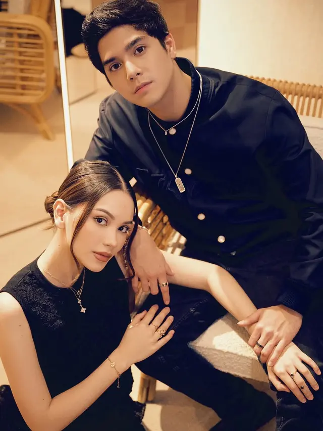 Artis Rayakan Valentine 2025