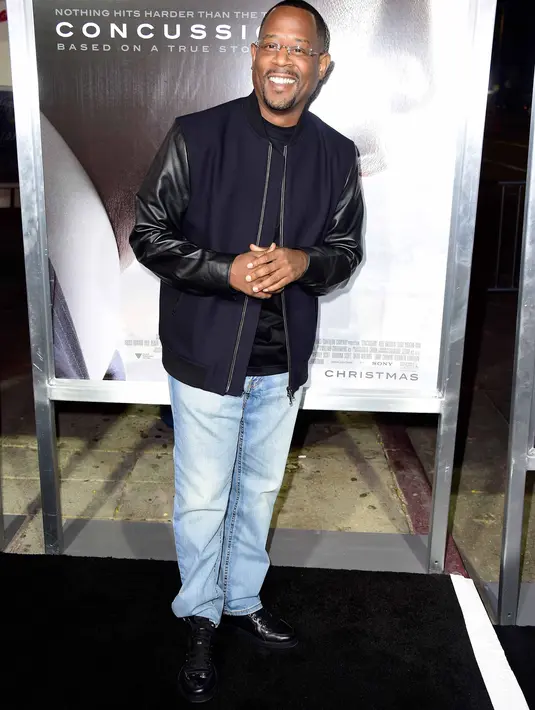 Martin Lawrence. Komedian ini terkenal dengan film ‘Bad Boys’ yang dibintanginya bersama Will Smith. Aktor 50 tahun ini merupakan ayah dari 3 anak Jasmine Page Lawrence, Amara Trinity Lawrence, dan Iyanna Faith Lawrence. (AFP/Bintang.com)