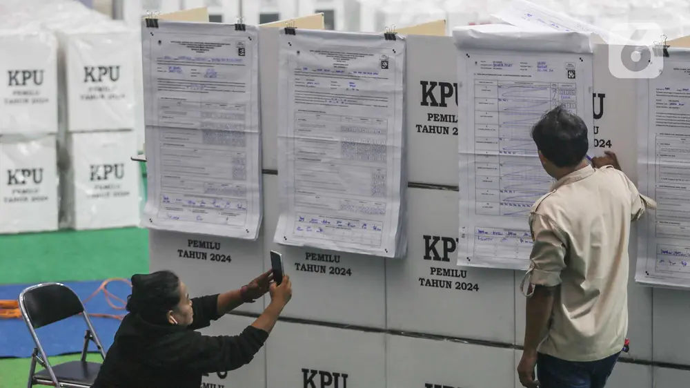 Proses Rekapitulasi Hasil Pemilu 2024 di Kecamatan Senen