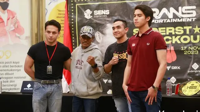 Bikin Penggemar Panas, Ini 7 Potret El Rumi dan Jefri Nichol yang Bakal Tanding Tinju