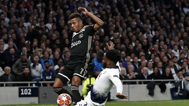 Ajax Amsterdam Selangkah Lagi ke Final