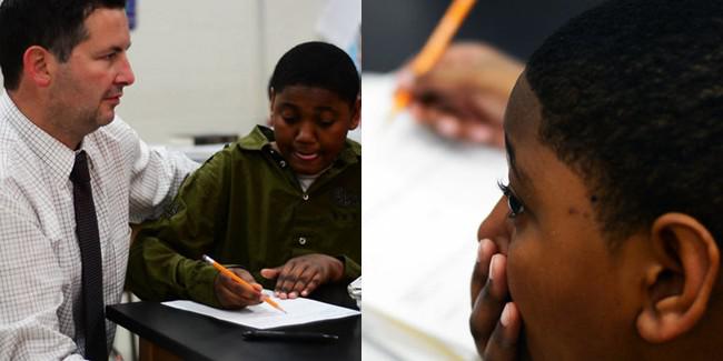 Andrese Duke yang dibimbing oleh Raymond Haden. | Foto: copyright mlive.com