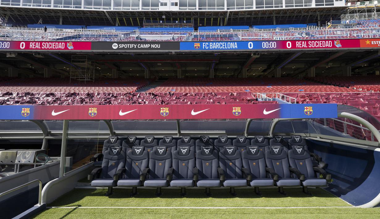 Hal tersebut membuat Barcelona untuk sementara waktu harus "mengungsi" ke Stadion Olimpiade Lluis Companys dan Estadi Johan Cruyff. (AFP/Josep Lago)