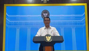Menteri Pertanian (Mentan) Amran Sulaiman di Kantor Presiden, Jakarta, Kamis (9/10/2025) (Liputan6.com/Lizsa Egeham)