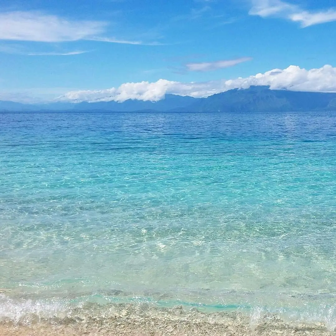 Pulau Tujuh, Maluku jadi salah satu pilihan untuk menepi dari ramainya Pilkada DKI 2017. (anabeyya/Instagram)