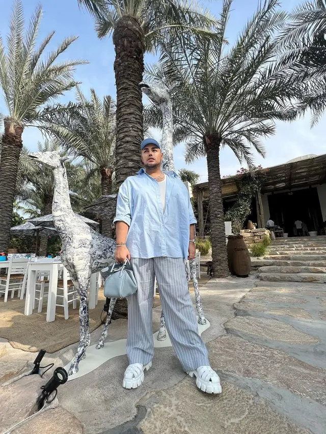 Ivan Gunawan dengan tas mewahnya (Instagram/ivan_gunawan)