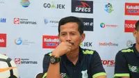 Pelatih PSMS Medan Djadjang Nurjaman (Reza Perdana)