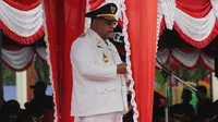 Pj Gubernur Papua Barat Daya Muhammad Musa’ad menjadi inspektur upacara Hari Ulang Tahun (HUT) ke-1 PBD. (Foto: Dok.)
