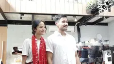 Kisah percintaan Chicco Jerikho dan Putri Marino dari pacaran hingga akhirnya menikah.