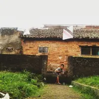 Era 90-an tak bisa lepas dari permainan. Terutama mainan-mainan yang bikin kulitmu jadi keling. (Via: instagram.com/dorieridla)