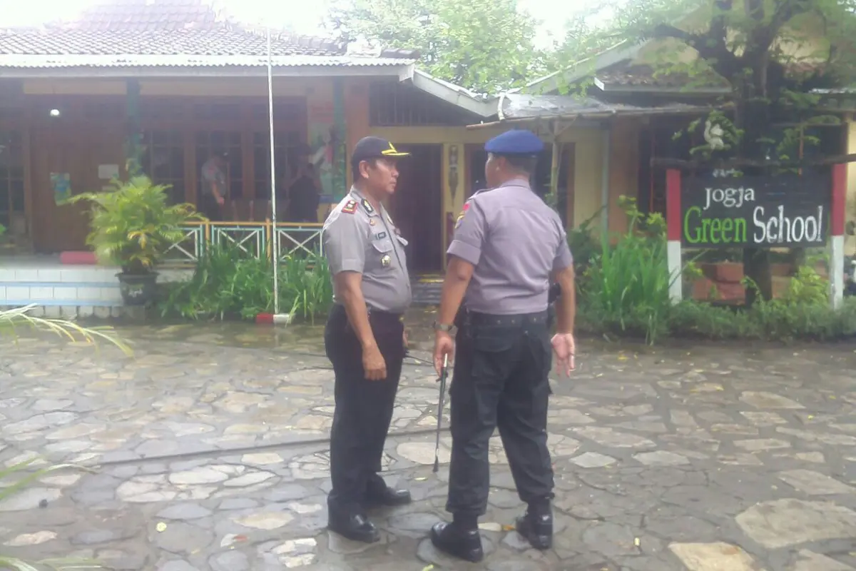 TK dan SD di Yogya Diancam Bom 
