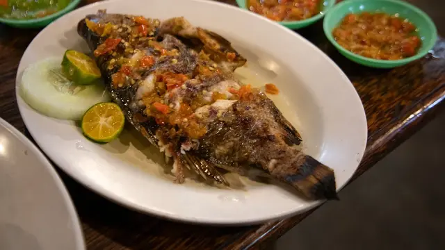 Rekomendasi Tempat Makan Ikan Bakar di Manado