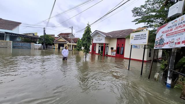 Banjir di Tanjung Senang, Bandar Lampung. Foto : (Liputan6.com/Ardi).