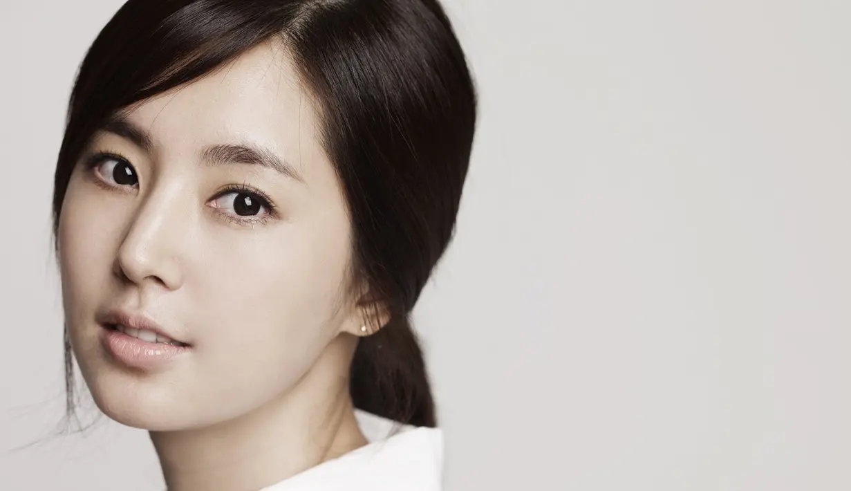 Setelah satu tahun berpacaran, Han Chae Ah dan Cha Se Jji pun mantab untuk melangkah ke pelaminan. (Foto: Dramafever.com)