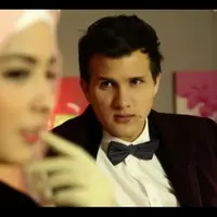 Pasangan yang akan menikah pada 19 April 2015 ini, berbagi kebahagiaan bersama Bintang.com.