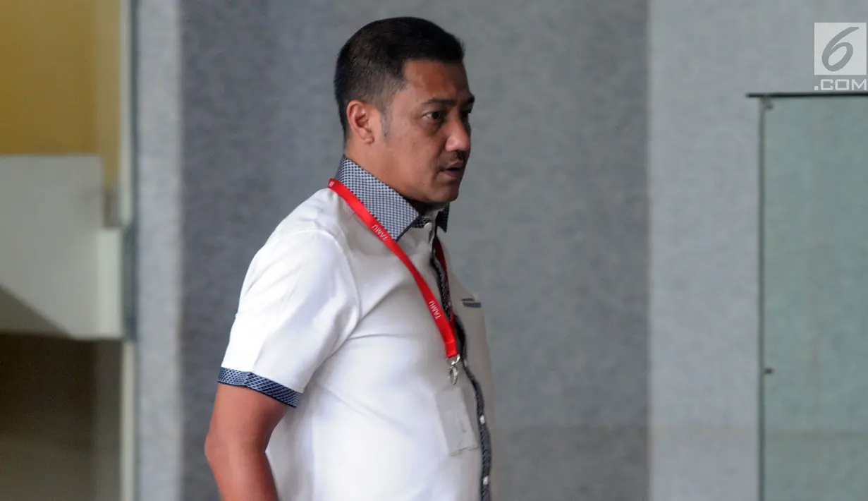 Pengusaha asal Aceh, Teuku Rafly Pasya memenuhi panggilan penyidik KPK di Jakarta, Jumat (14/9). Mantan suami Tamara Bleszynski itu diperiksa dalam kasus korupsi proyek pembangunan dermaga Sabang tahun anggaran 2006 hingga 2010. (Merdeka.com/Dwi Narwoko)