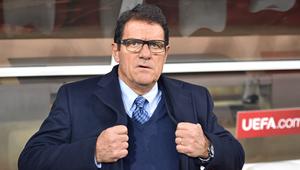 Fabio Capello dikenal sebagai pelatih yang melarang bumbu bagi pemainnya. Ia juga menghapus cokelat, saus tomat, dan mentega dari daftar menu makanannya saat melatih Timnas Inggris. Hasilnya cukup impresif. The Three Lions berhasil meriah 28 kemenangan dari 42 pertandingan. (AFP/Kirill Kudryavtsev)